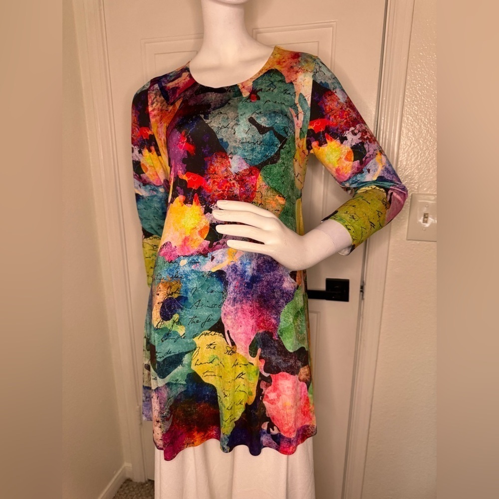 Amma Colorful Abstract Long Sleeve Tunic Size Medium. I#54 - Picture 1 of 9